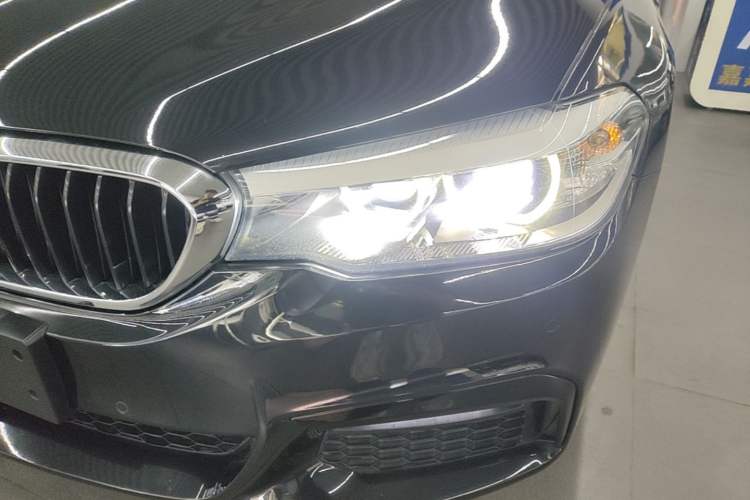 Used BMW 5 Series 2018 525Li M Sport Package Left Front Headlight