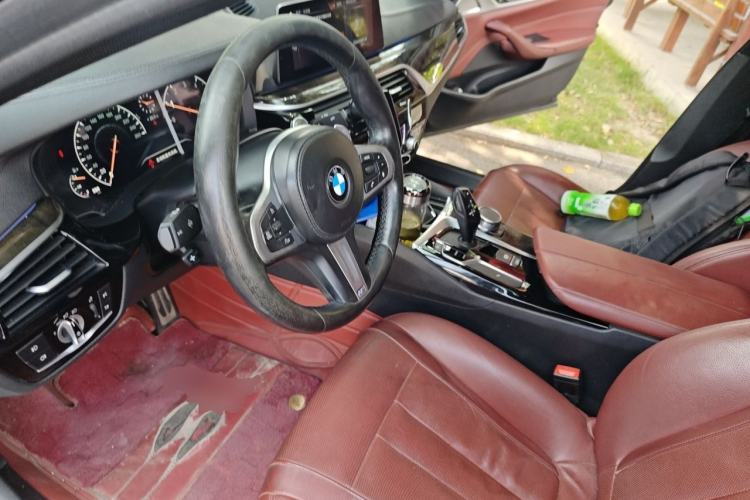 Used BMW 5 Series 2018 530Li Leading Model M Sport Package Left Front Seat