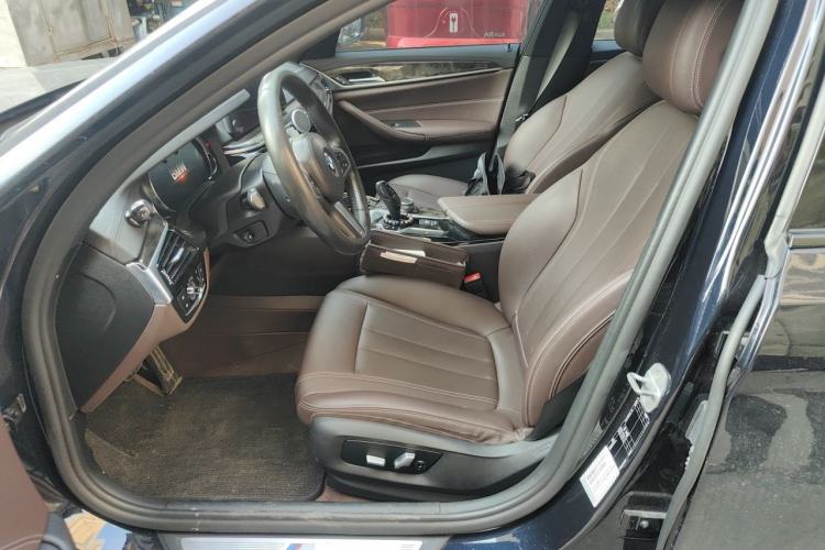Used BMW 5 Series 2018 525Li M Sport Package Left Front Seat