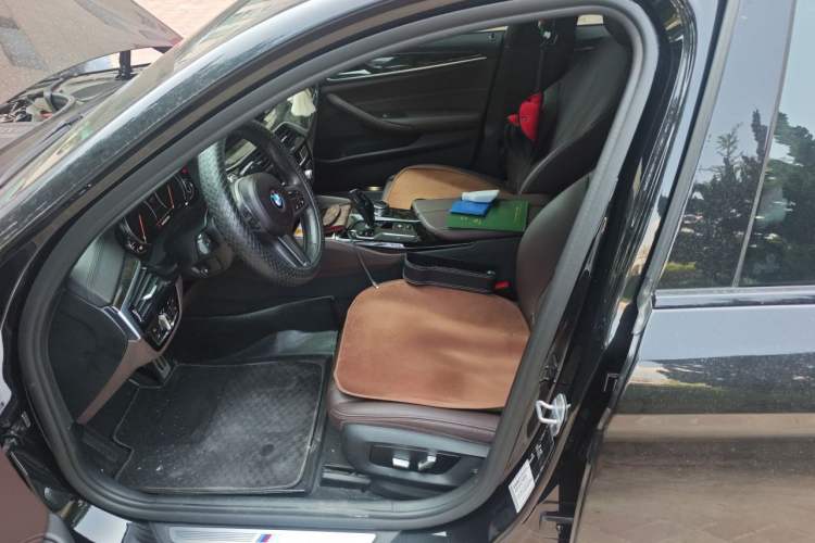 Used BMW 5 Series 2018 525Li M Sport Package Left Front Seat