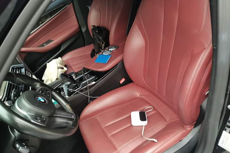 Used BMW 5 Series 2018 Restyled 530Li Luxury Edition M Sport Package Left Front Seat