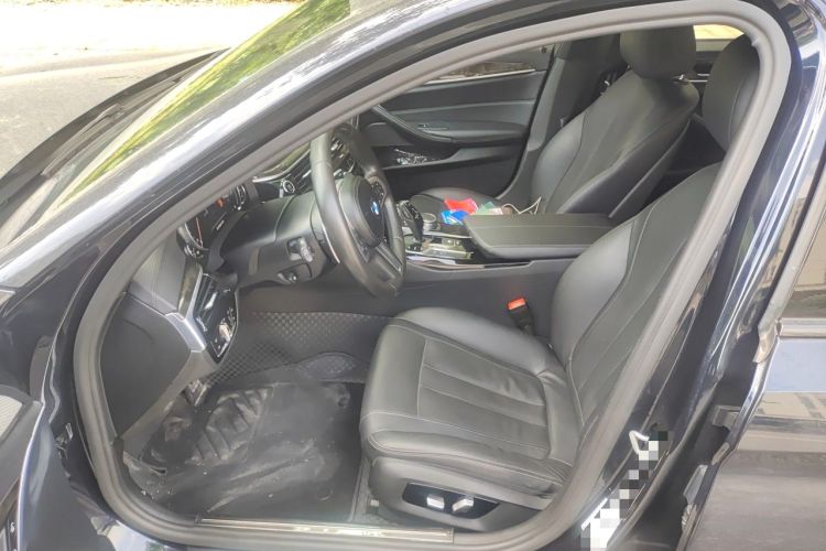 Used BMW 5 Series 2018 530Li Luxury Edition M Sport Package Left Front Seat