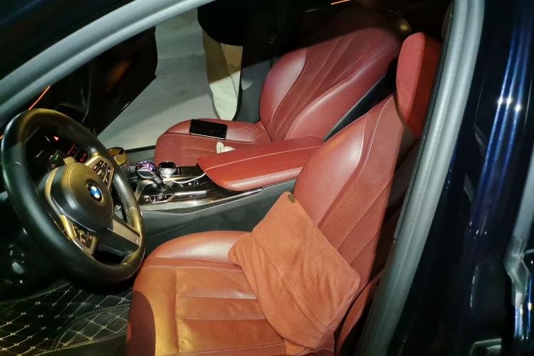 Used BMW 5 Series 2018 Restyled 530Li Leading Edition M Sport Package Left Front Seat