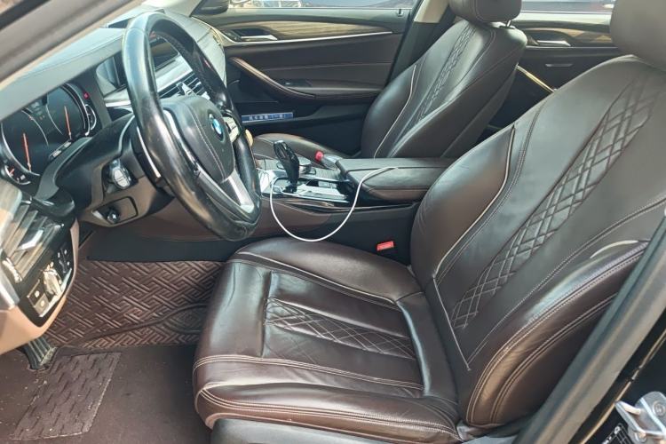 Used BMW 5 Series 2018 Facelifted 530Li Luxury Edition Premium Package Left Front Seat