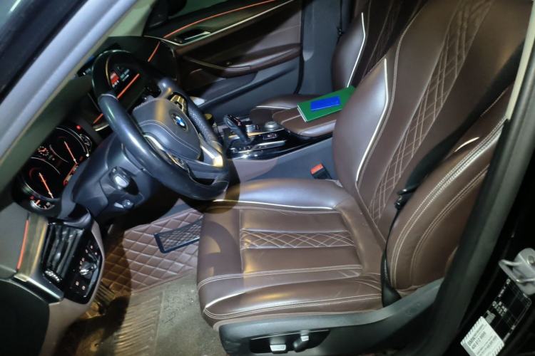 Used BMW 5 Series 2018 Revised Version 530Li Leading Edition Luxury Package Left Front Seat