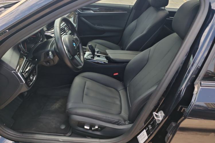 Used BMW 5 Series 2018 525Li M Sport Package Left Front Seat