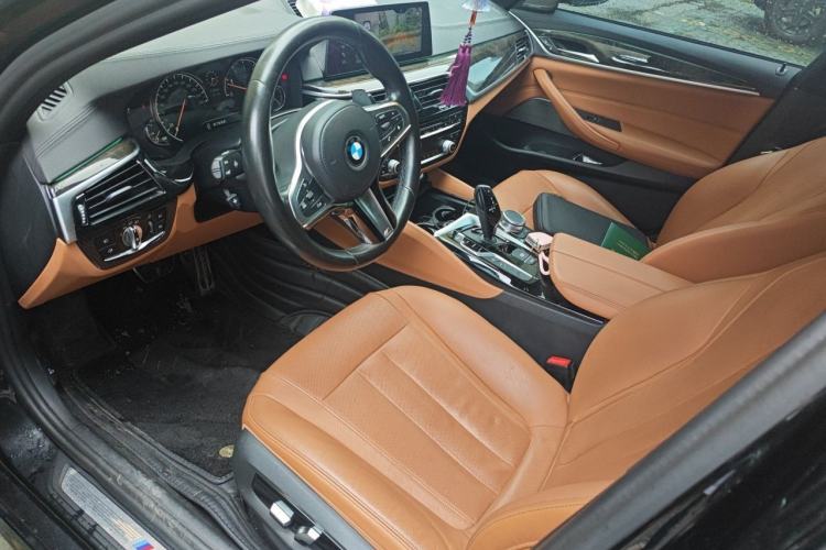 Used BMW 5 Series 2018 530Li Luxury Edition M Sport Package Left Front Seat