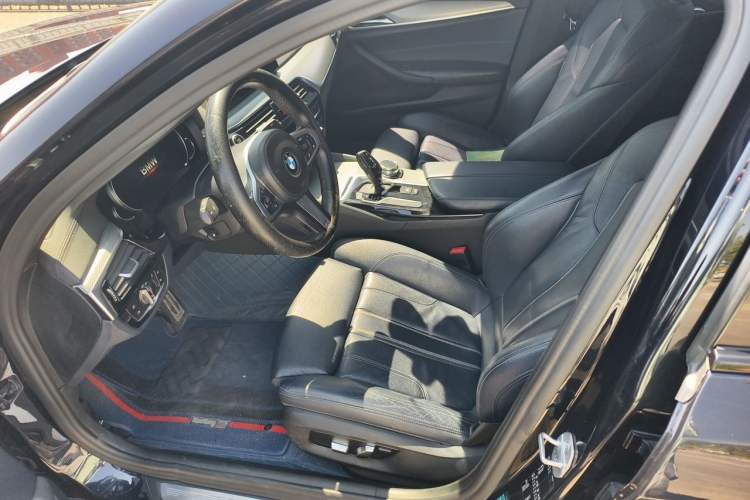 Used BMW 5 Series 2018 525i M Sport Package Left Front Seat