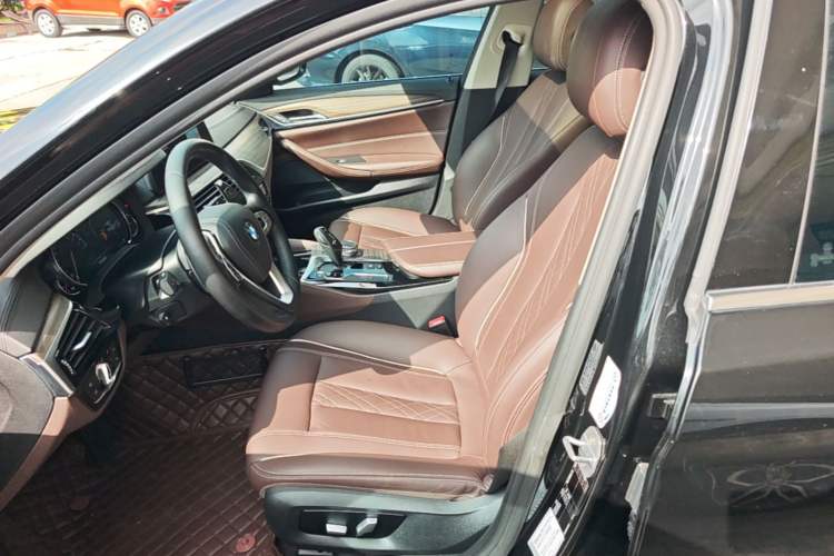 Used BMW 5 Series 2018 Revised Version 530Li Leading Edition Luxury Package Left Front Seat