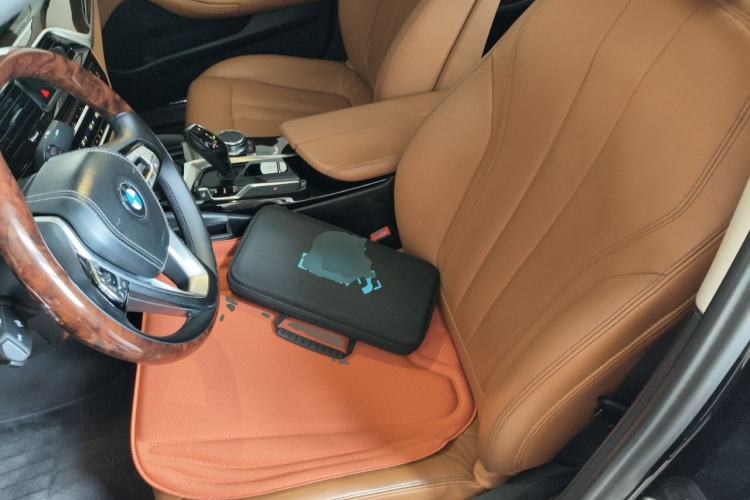 Used BMW 5 Series 2018 528Li Launch Special Edition Left Front Seat