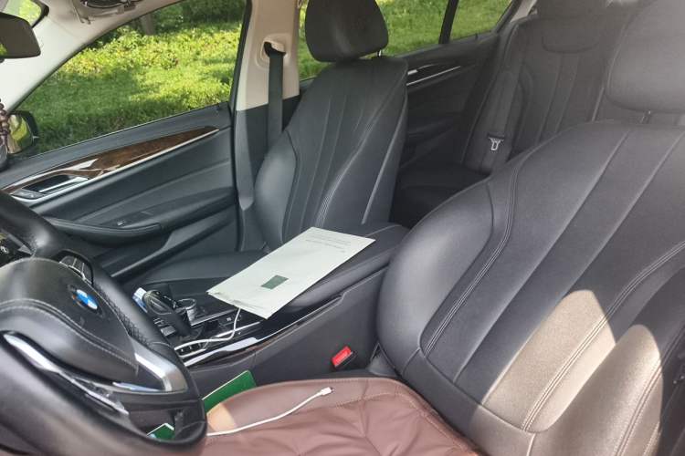 Used BMW 5 Series 2018 525Li Luxury Package Left Front Seat