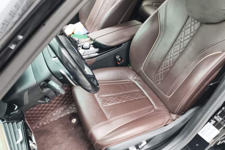 Used BMW 5 Series 2018 530Li Luxury Edition Premium Package Left Front Seat