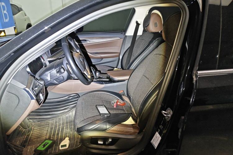 Used BMW 5 Series 2018 530Li Leading Edition Luxury Package Left Front Seat