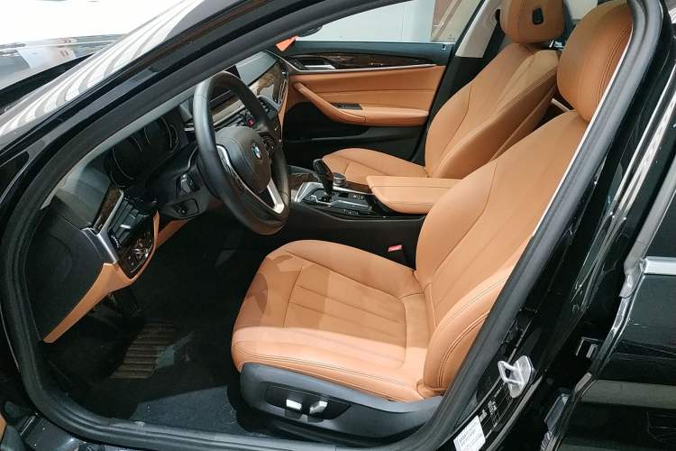 Used BMW 5 Series 2018 528Li Launch Special Edition Left Front Seat