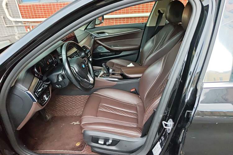 Used BMW 5 Series 2018 Revised Version 530Li Leading Edition Luxury Package Left Front Seat