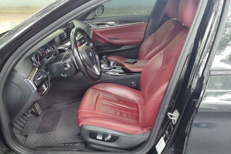 Used BMW 5 Series 2018 530Li Leading Model M Sport Package Left Front Seat