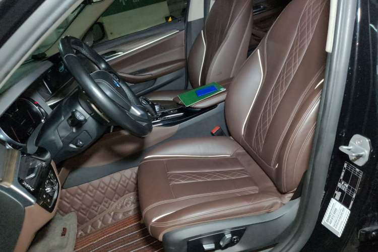 Used BMW 5 Series 2018 Facelifted 530Li Luxury Edition Premium Package Left Front Seat