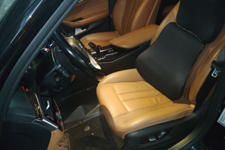 Used BMW 5 Series 2018 528Li Launch Special Edition Left Front Seat
