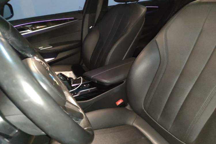 Used BMW 5 Series 2018 525Li M Sport Package Left Front Seat