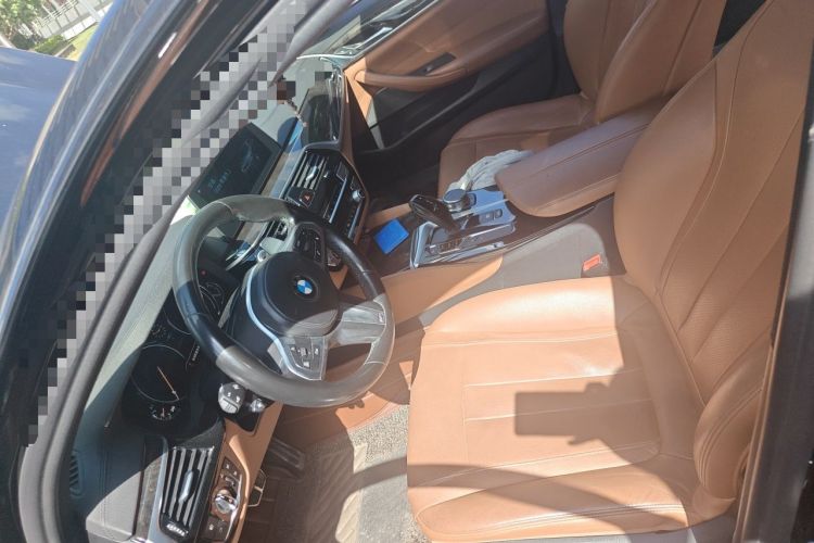 Used BMW 5 Series 2018 Restyled 530Li Luxury Edition M Sport Package Left Front Seat
