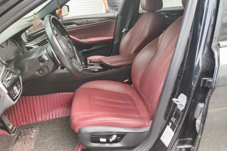 Used BMW 5 Series 2018 Restyled 530Li Luxury Edition M Sport Package Left Front Seat