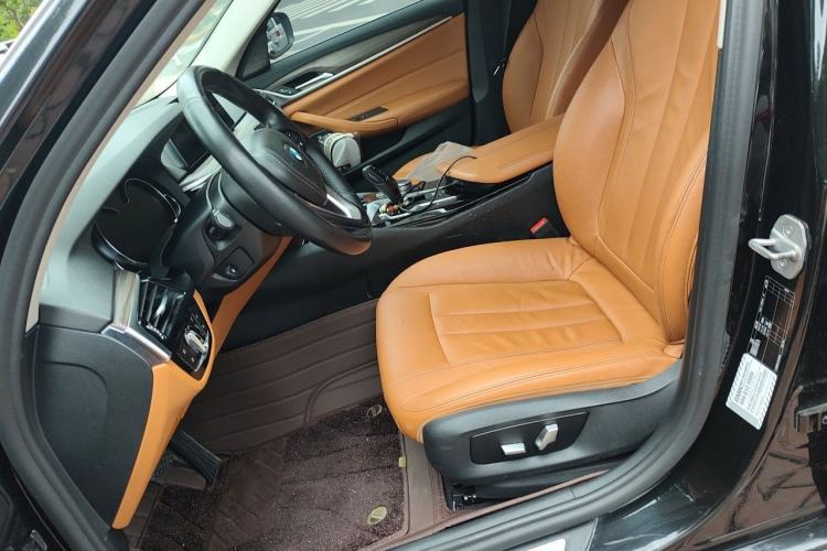 Used BMW 5 Series 2018 528Li Launch Special Edition Left Front Seat