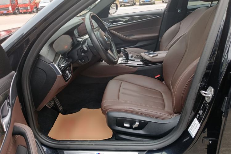 Used BMW 5 Series 2018 525Li M Sport Package Left Front Seat