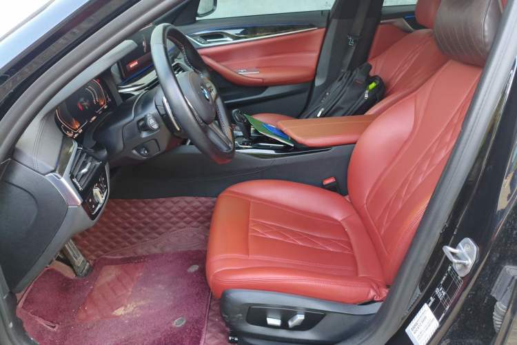 Used BMW 5 Series 2018 525Li M Sport Package Left Front Seat