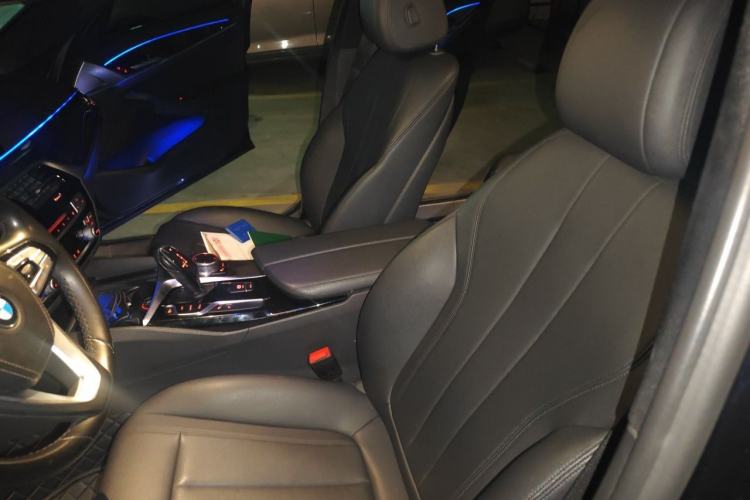 Used BMW 5 Series 2018 525Li M Sport Package Left Front Seat