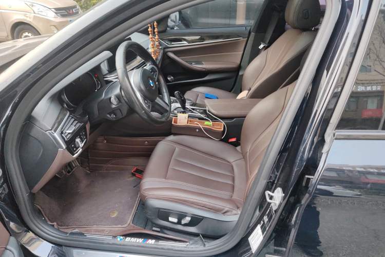 Used BMW 5 Series 2018 525Li M Sport Package Left Front Seat