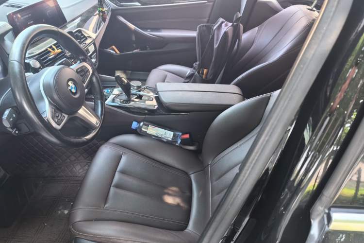 Used BMW 5 Series 2018 525Li M Sport Package Left Front Seat