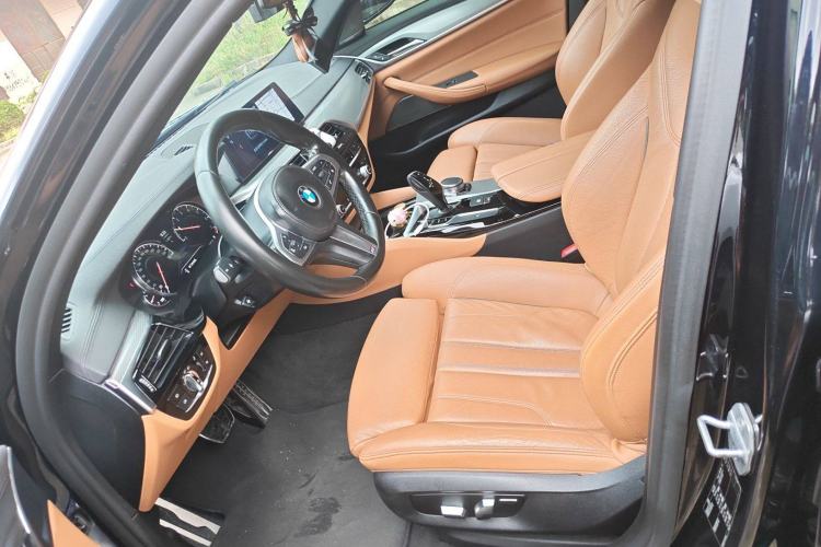 Used BMW 5 Series 2018 525i M Sport Package Left Front Seat