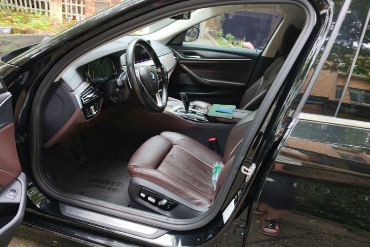 Used BMW 5 Series 2018 Revised 540Li Executive Edition Left Front Seat