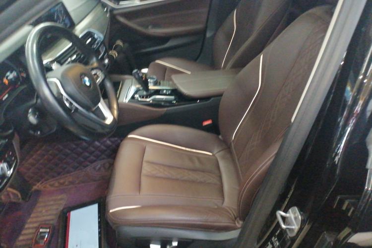 Used BMW 5 Series 2018 530Li xDrive Luxury Package Left Front Seat