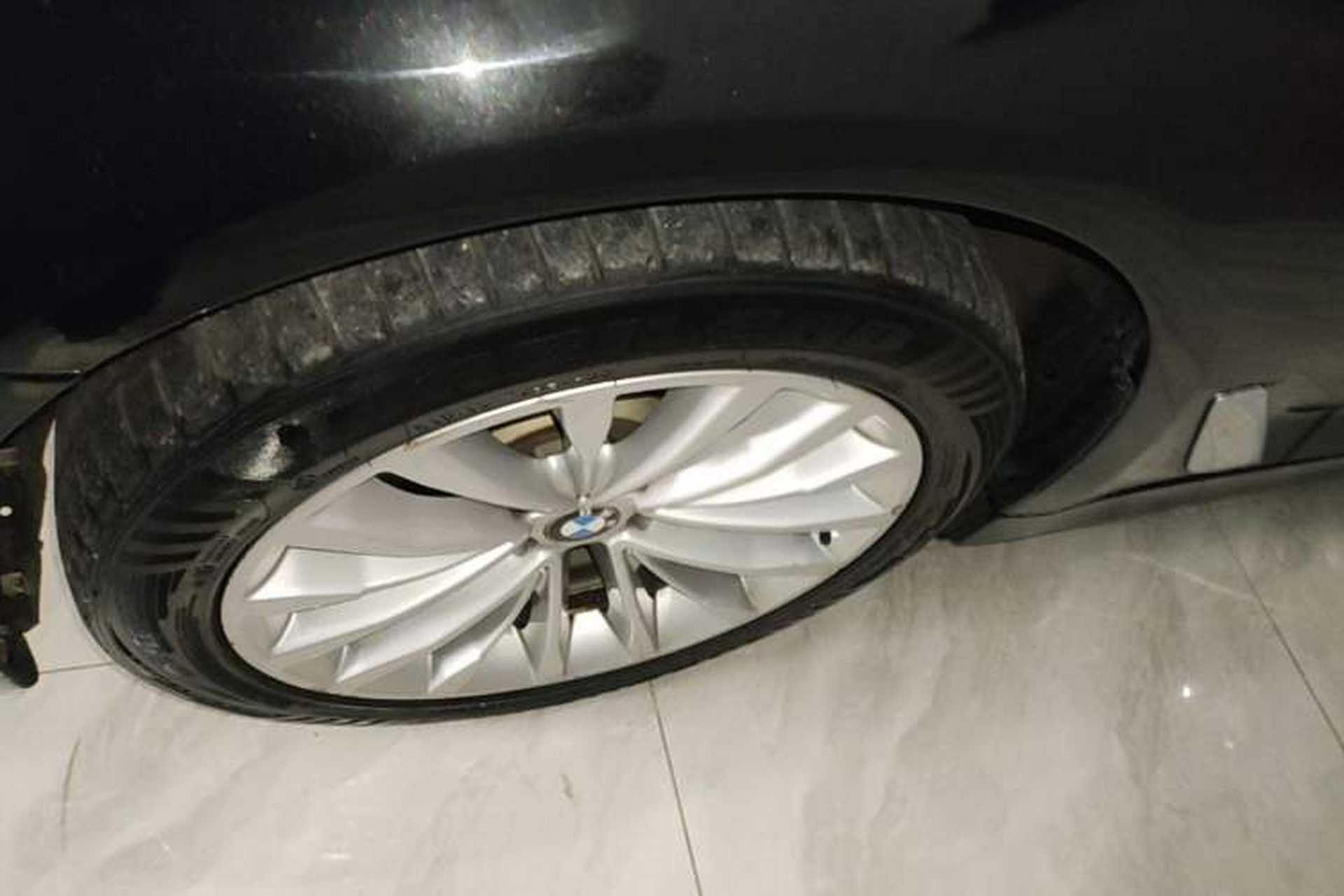 Used BMW 5 Series 2018 Revised Version 530Li Leading Edition Luxury Package Left Front Wheel Hub