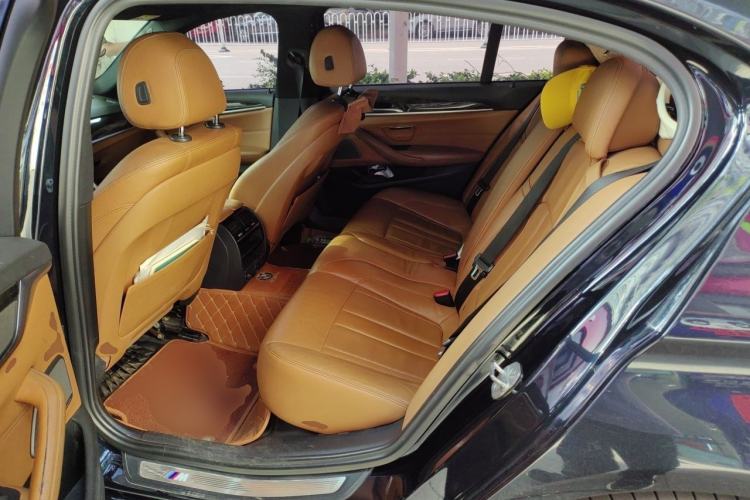 Used BMW 5 Series 2018 530Li Leading Model M Sport Package Left Rear Seat