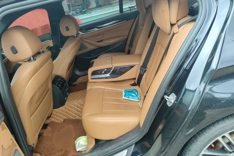 Used BMW 5 Series 2018 530Li Leading Model M Sport Package Left Rear Seat