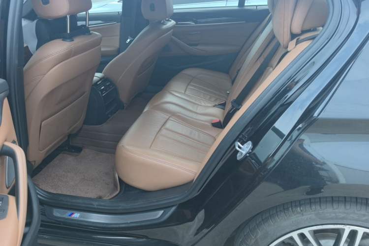 Used BMW 5 Series 2018 530Li Leading Model M Sport Package Left Rear Seat