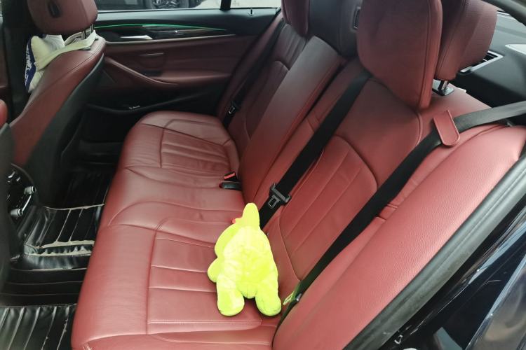 Used BMW 5 Series 2018 530Li Leading Model M Sport Package Left Rear Seat