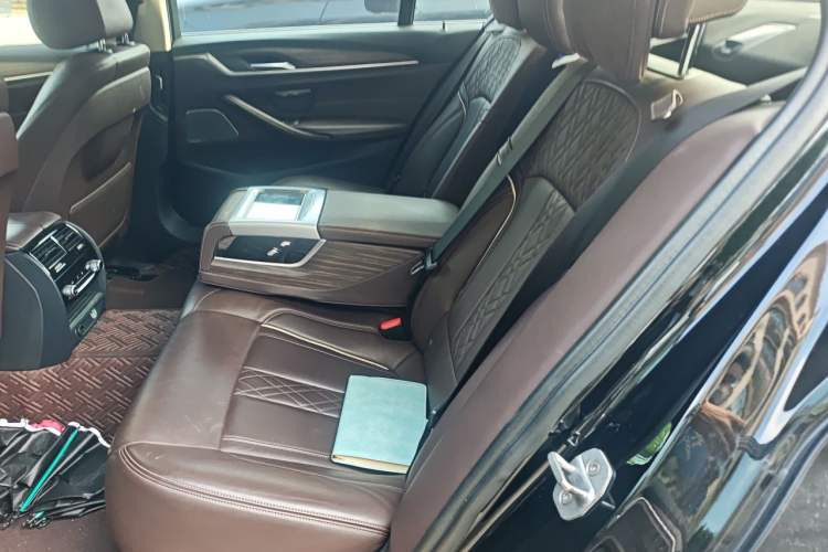 Used BMW 5 Series 2018 Facelifted 530Li Luxury Edition Premium Package Left Rear Seat