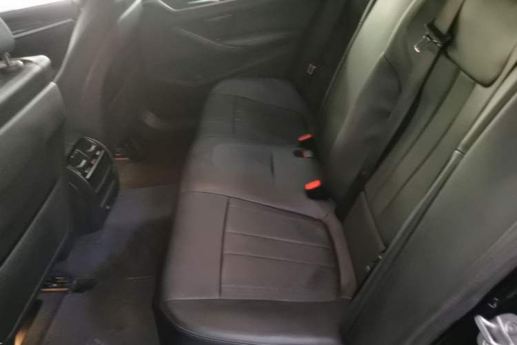 Used BMW 5 Series 2018 525Li M Sport Package Left Rear Seat