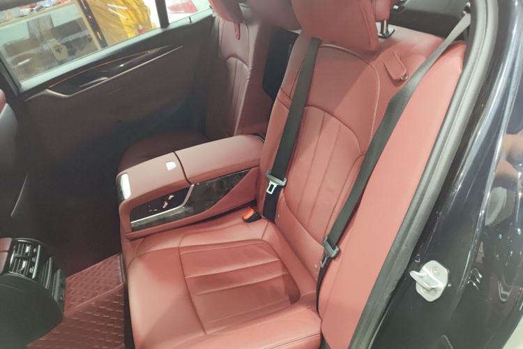 Used BMW 5 Series 2018 Restyled 530Li Leading Edition M Sport Package Left Rear Seat