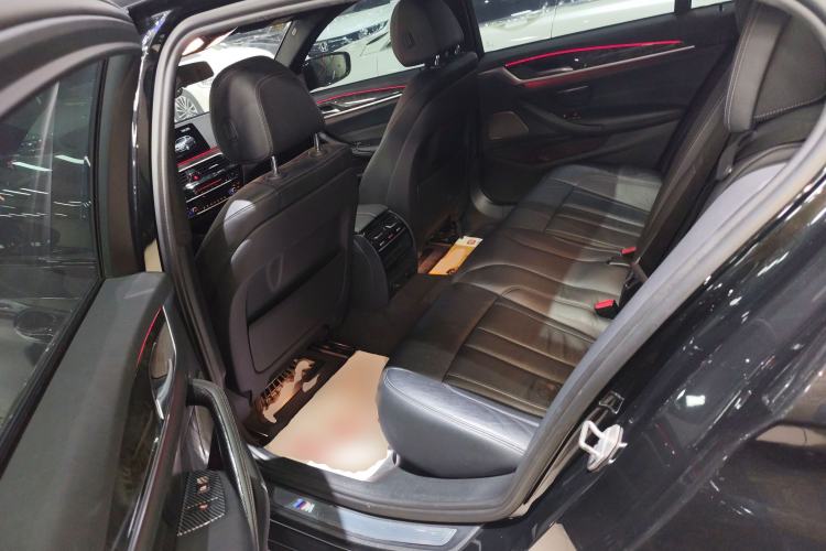 Used BMW 5 Series 2018 530Li Leading Model M Sport Package Left Rear Seat
