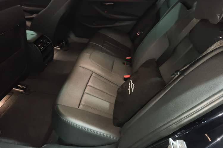 Used BMW 5 Series 2018 525Li M Sport Package Left Rear Seat