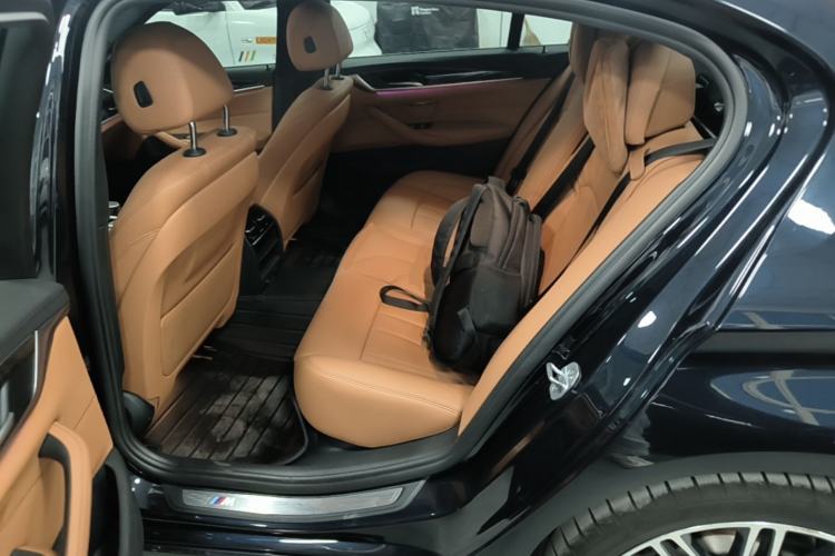 Used BMW 5 Series 2018 Restyled 530Li Leading Edition M Sport Package Left Rear Seat