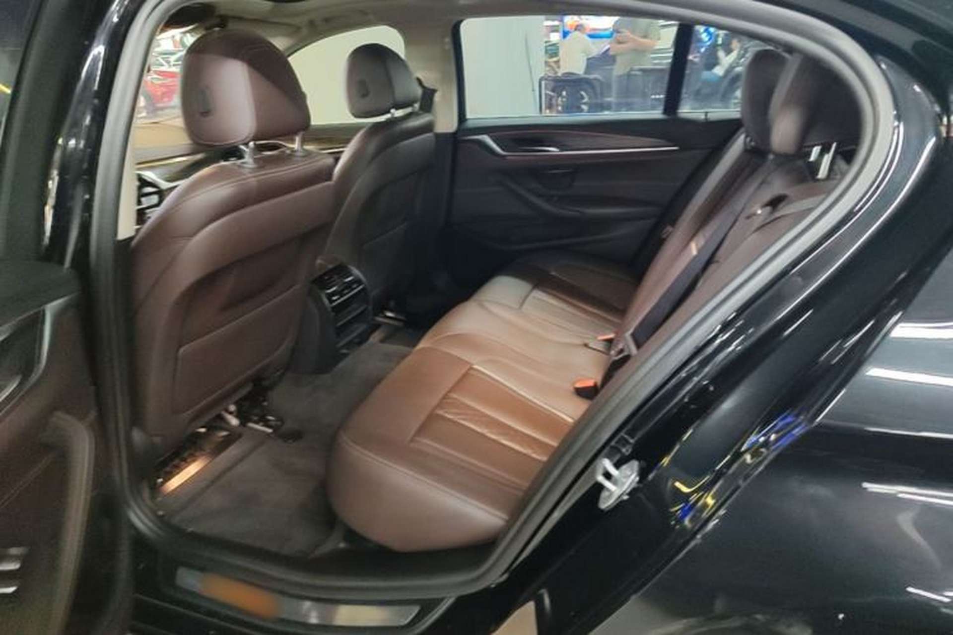 Used BMW 5 Series 2018 Revised Version 530Li Leading Edition Luxury Package Left Rear Seat