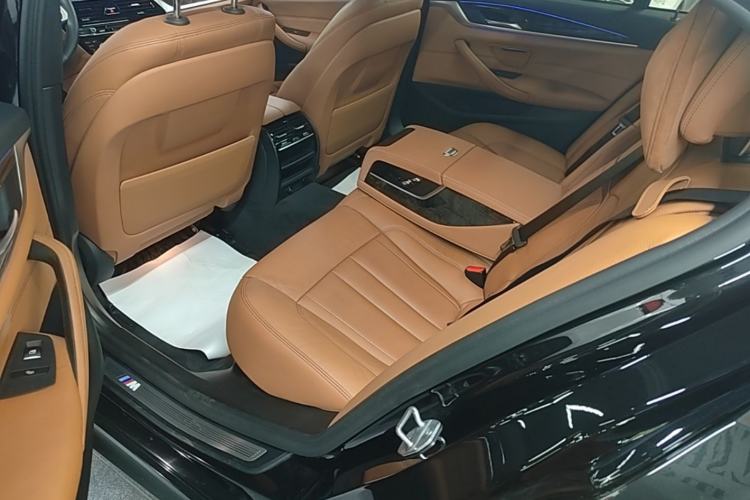 Used BMW 5 Series 2018 530Li Leading Model M Sport Package Left Rear Seat