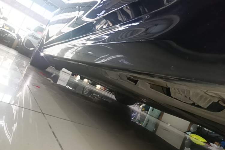 Used BMW 5 Series 2018 530Li Luxury Edition M Sport Package Left Side Sill