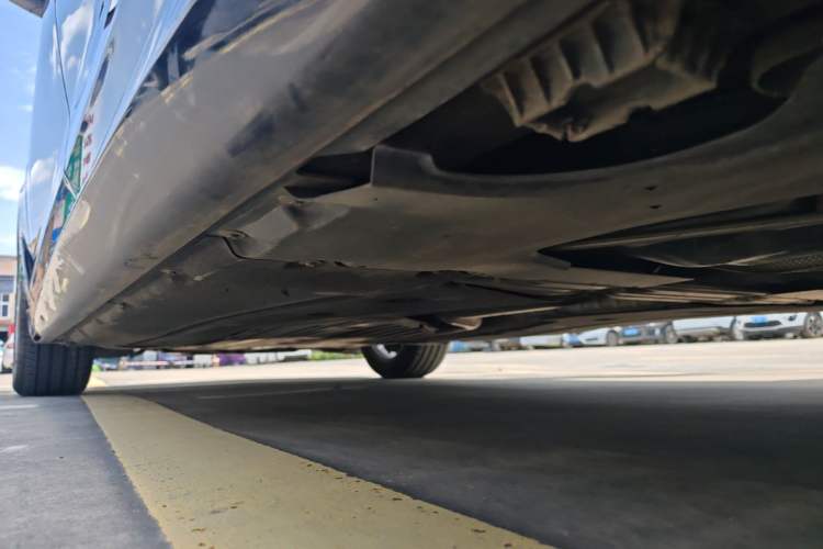 Used BMW 5 Series 2018 525Li M Sport Package Left Side Sill