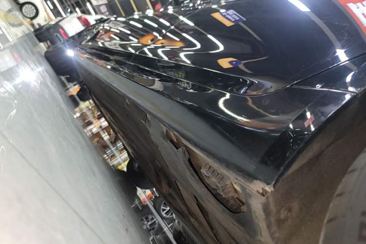 Used BMW 5 Series 2018 525Li Luxury Package Left Side Sill